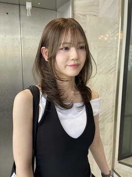 リリー(Lilley) マロンベージュ×小顔レイヤー×韓国風巻き×髪質改善