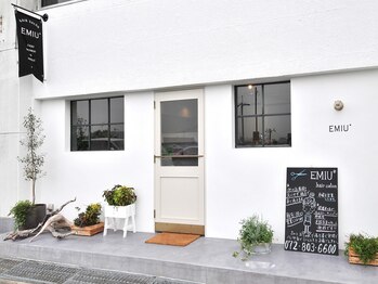 エミウ(EMIU)の写真/【香里園/朝8:00～20:00まで営業】空いた時間に通いやすい♪忙しい毎日に、癒しのサロンタイムを。