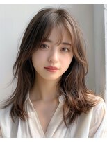 グロウ 赤羽(grow)&nbsp;ミディアム顔周りレイヤー　柔らかベージュ【grow赤羽】