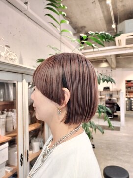 個性派ミニボブアンブレラカラー