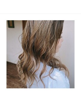 ビーニー(BeeNee) color