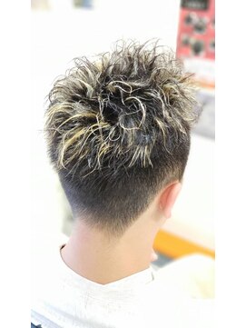 ウル(ulu) ツイストパーマ+カラースタイル