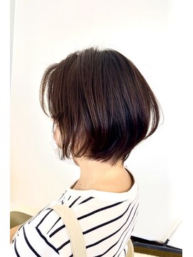 デコヘアーチーノ(DECO HAIR Ccino) ショートボブ