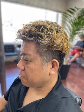 理容 鮎川 アップバング　スパイラルパーマ