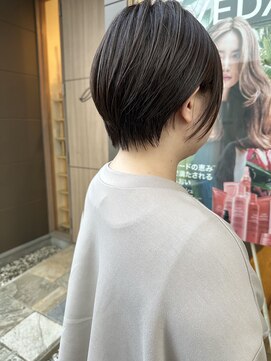 エム バイ ブローチェ(em by BROCHE) すっきりショートボブ 【ショート/ショートボブ】