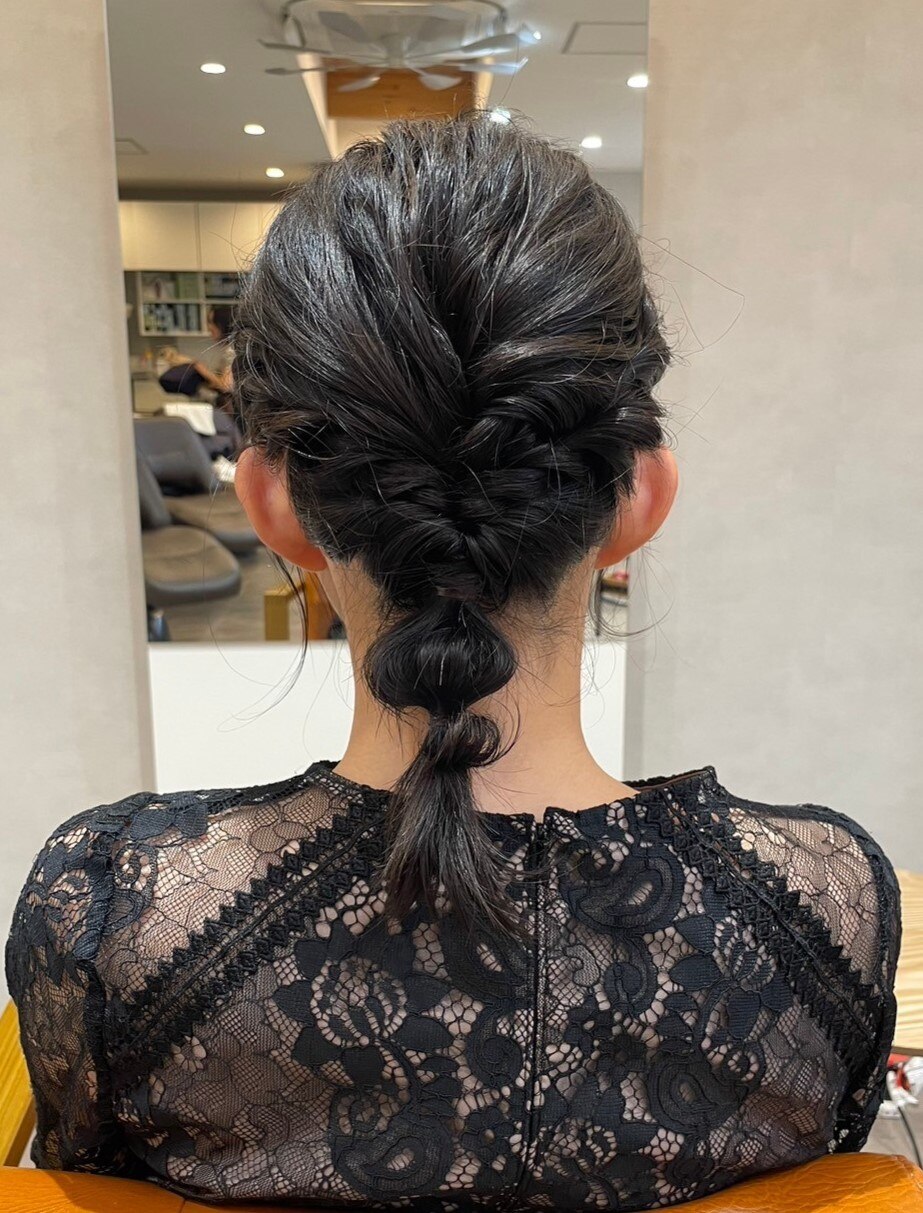 2025年春】ローポニー ミディアムの髪型・ヘアアレンジ｜人気順