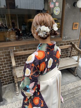 ウニ(uni) 〇ツインお団子