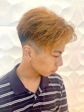 銀座マツナガ 浅草店 ツーブロ/センターパート/前下がりマッシュ/短髪フェード