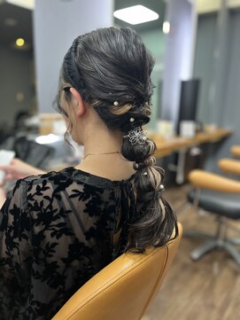 リッツファミリーズ ニコ本原店(RIT FAMILY Z) パーティセット 玉ねぎヘアアレンジ