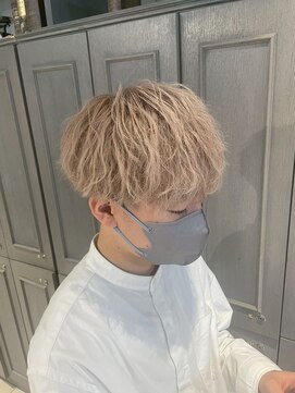 ワンズナゴヤ 名古屋栄店(ONE's NAGOYA) 韓国マッシュスペインカールスパイーキーショートブルーブラック