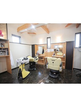 《日進のファミリー向けサロン》高い技術力を毎月通えるお手頃価格でご提供！実力派Stylistが理想を実現。