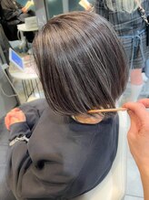 ステラバイケンジ 藤沢(STELLA by KENJE) 白髪ぼかし/脱白髪染め/ハイライト【藤沢/藤沢駅】