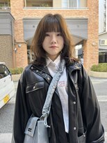 ブラウン(BROUN)&nbsp;レイヤーカット顔周りレイヤーベージュカラー