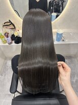 ホワイト(WHITE) 髪質改善トリートメント 縮毛矯正 ロング オリーブブラウン