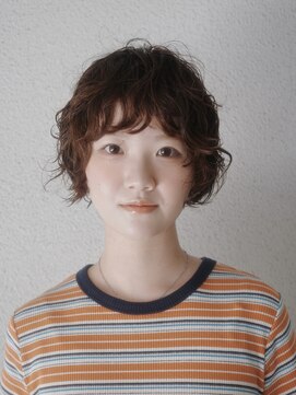 ワビ(wabi) ゆるふわショートウルフパーマ