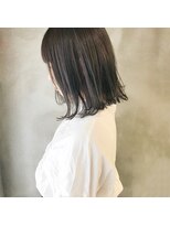 ミント(mint) 切りっぱなしボブ&ハイライトグレー!