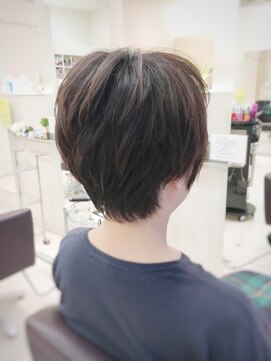 クール ヘアー ギャラリー 神明町店(COOL Hair gallery) 大人洗練ショートヘア