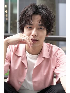 ジョエミバイアンアミ(joemi by Un ami) (joemi 新宿)センターパートスパイラルパーママッシュ 近江