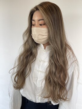 グランジ 北山田店(GLUNGE) 【小松】 プラチナベージュ