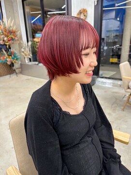 ユイマァル 岡山店(YUIMARL) チェリーピンク×顔まわりウルフカット