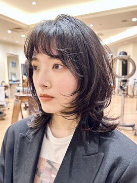 ビュートリアム265(BEAUTRIUM 265) ミディアムレイヤー/レイヤーカット/銀座/ウルフカット/アッシュ