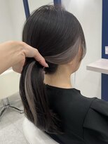イヤリングカラーインナーカラーハイライトフェイスフレーミング