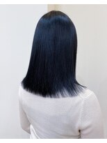 アヴァンセ サニー美容室&nbsp;ロブ/ブルーブラック/ブリーチカラー