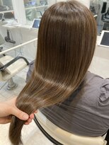 ローウェ 二子玉川(Louwe)&nbsp;ボブ/大人かわいい/フェザーバング/透け感グレージュ