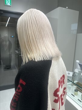 ソル 栄矢場町(SOL) ホワイトブロンド