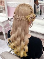 アリエス 池袋駅西口店(Aries)&nbsp;サイドおだんごヘア