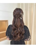 ソノ(sono)&nbsp;アップ　ハーフアップ　キレイめヘア　参列ヘア