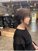 ベージュ×ショート