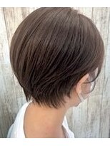 サイン(SIGN)&nbsp;前髪あり大人耳かけショート/30代40代50代/透明感イルミナカラー