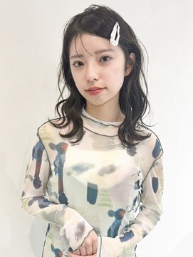 イル(ill) イルミナカラー　ミディアム　ヘアアレンジ