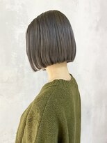 アイティー バイ アルバム 中野店(IT by ALBUM)&nbsp;ボブショートおくれ毛前髪カットオリーブベージュ_ba509342