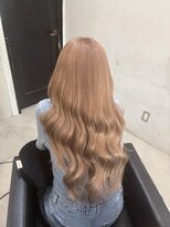 ソアバイリコヘアー(soar by LiCO Hair)&nbsp;ミルクティーベージュ/ブリーチ/イメチェン/レイヤーカット/北谷