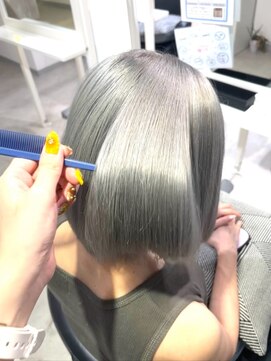 イロアイ(iro I) シルバーグレージュ