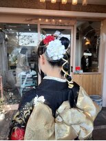 アミュー(amiu)&nbsp;編み下ろし高めヘアセット