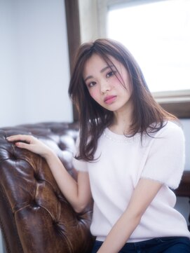 ナチュラルエフ(natural f) フェミニンロング