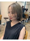 ミントベージュ