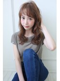 ナチュラルグレージュ×セミロング