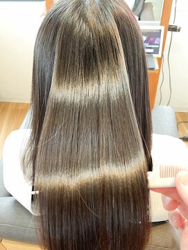 エルサ(Elsa) 【Elsa元町・三宮】髪質改善水素トリートメント