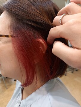 シャンプーボーイ イヤリングカラー