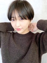 小顔黒髪マッシュショートグレージュカラー20代渋谷原宿神宮前