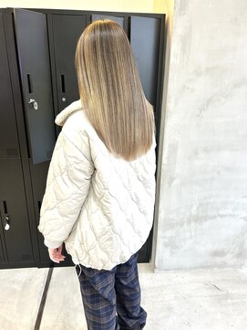 ムード タテマチ(mood tatemachi) ホワイトベージュでバレイヤージュ