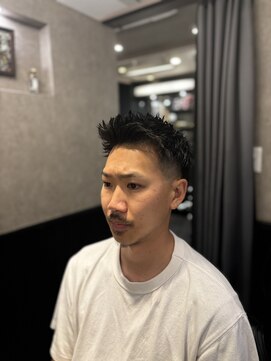 ブロートーキョー 有楽町店(Bro Tokyo) ツーブロスキンフェードアップバング