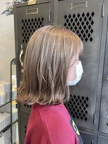 アチーブリス(achieve Liss)&nbsp;ベージュカラーハイトーン透明感立体感20代30代美シルエット