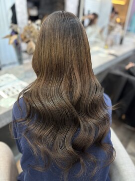 ラビス 浦和(Lovis) 似合わせカット/メルティカラー/韓国ウェーブ