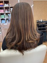 プラーナ ザ ビッグ国分寺店&nbsp;カラーやパーマでパサつきなど気になる方に♪マニキュアクリア