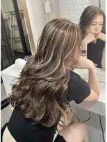 ブレンド 渋谷(BLend)&nbsp;ホワイトグレージュミニウルフデジタルパーマチェリーブラウン